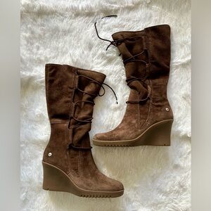 ✨NWT✨ UGG Elsey Wedge Tall Lace-Up Leather Shearling Boots - Size 7